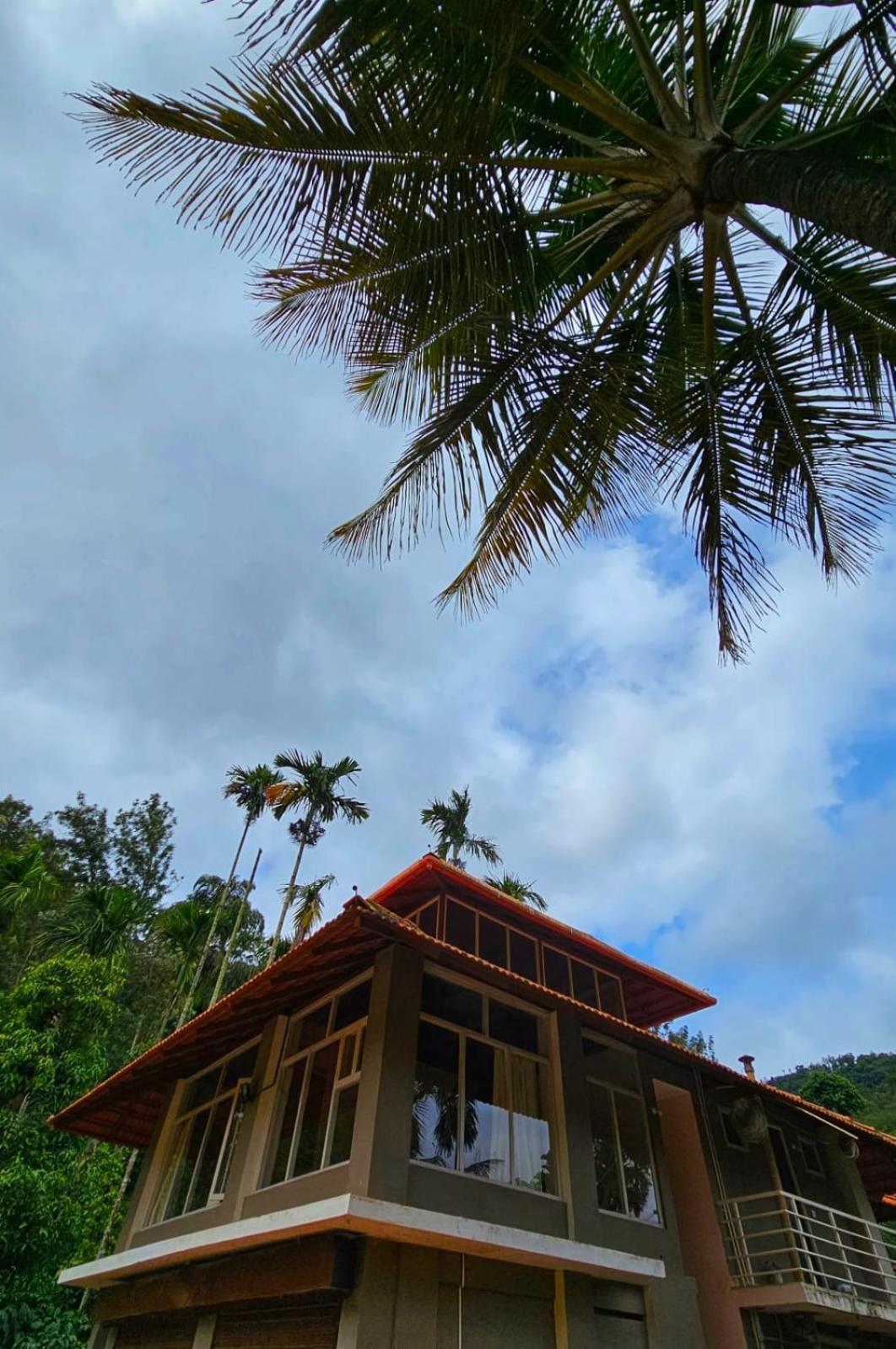 Coorg Divine Spark Home Stay Suntikoppa Kültér fotó