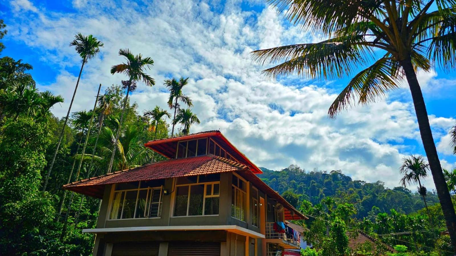 Coorg Divine Spark Home Stay Suntikoppa Kültér fotó